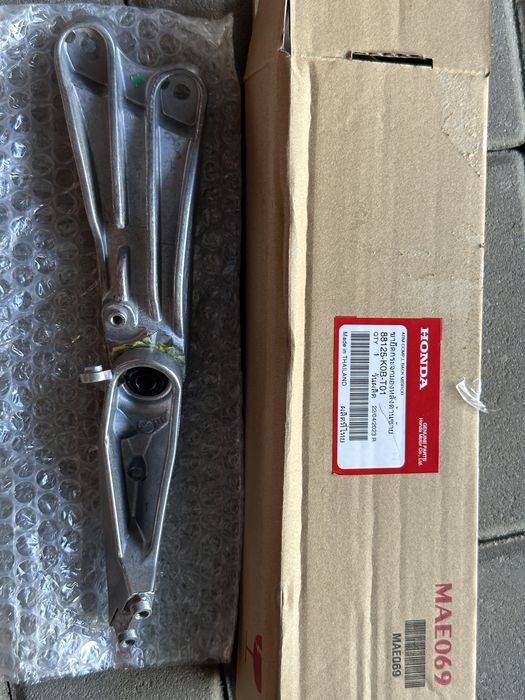 Lewe nowe ramie stelaz lusterka 125 honda 350 forza 300 rok 2018+