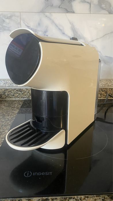 Maquina de cafe bom estado