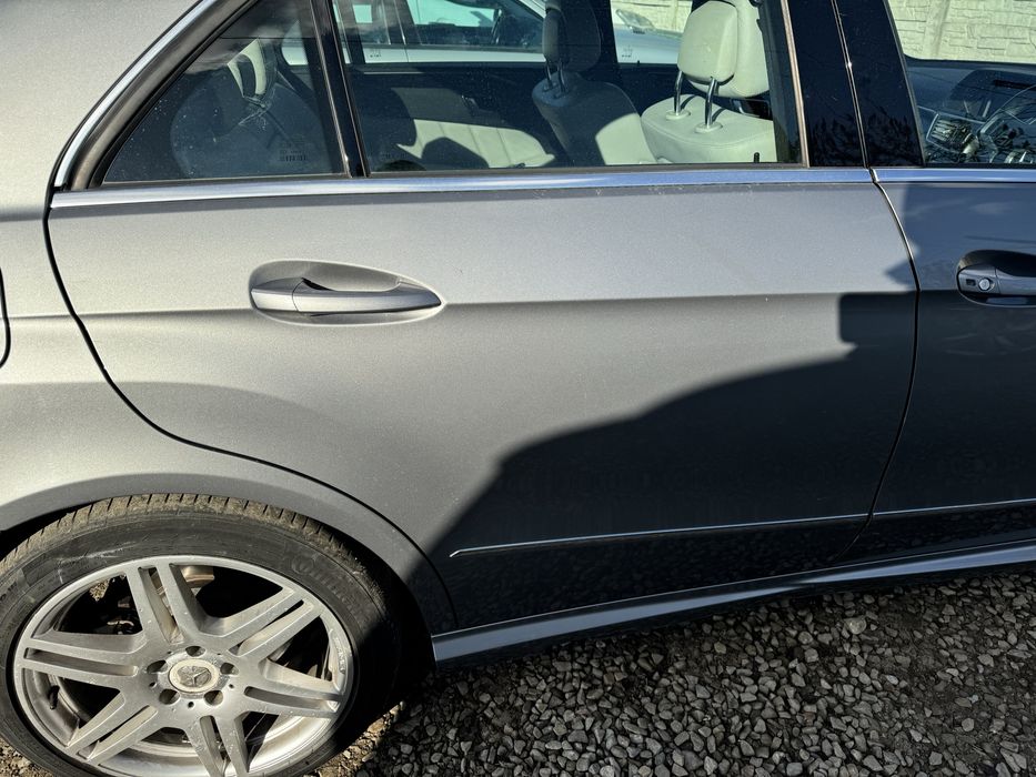 Двері праві і ліві зад і перед Mercedes W212 E-klass 792