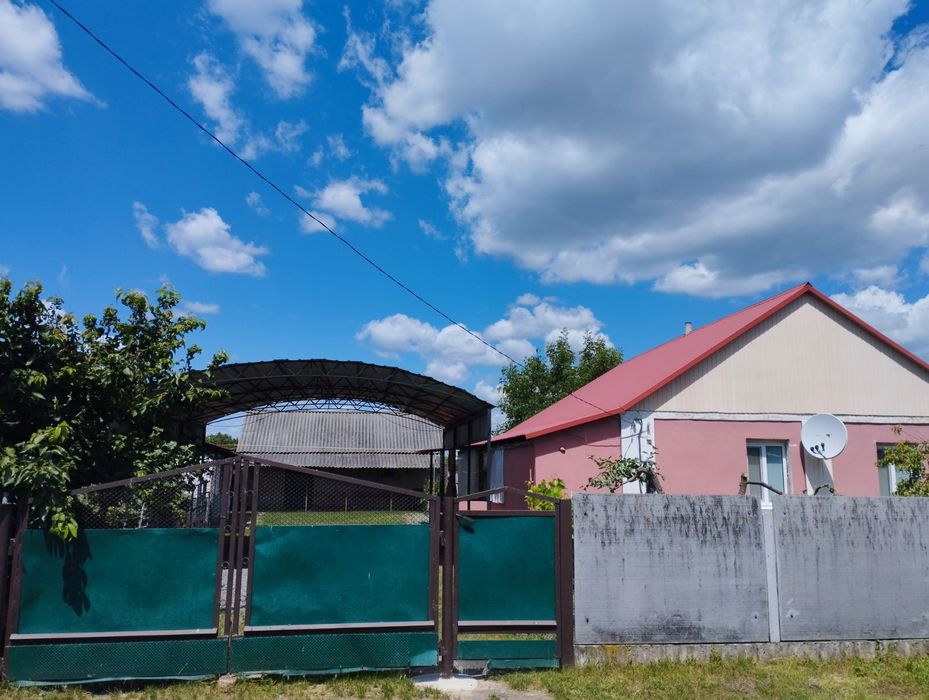 Продаж приватного будинку