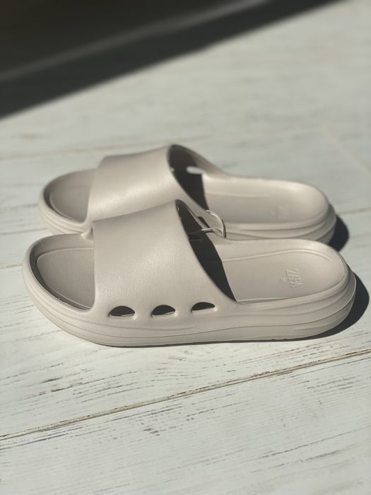 Шльопанці Zara 31,32р