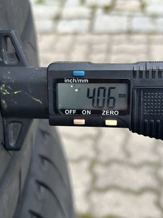 55 Opony Letnie Bridgestone 265/45/21 Bardzo Ładne