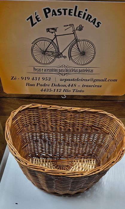 Cesto de verga e lancheira pic nic / bicicleta pasteleira /clássica