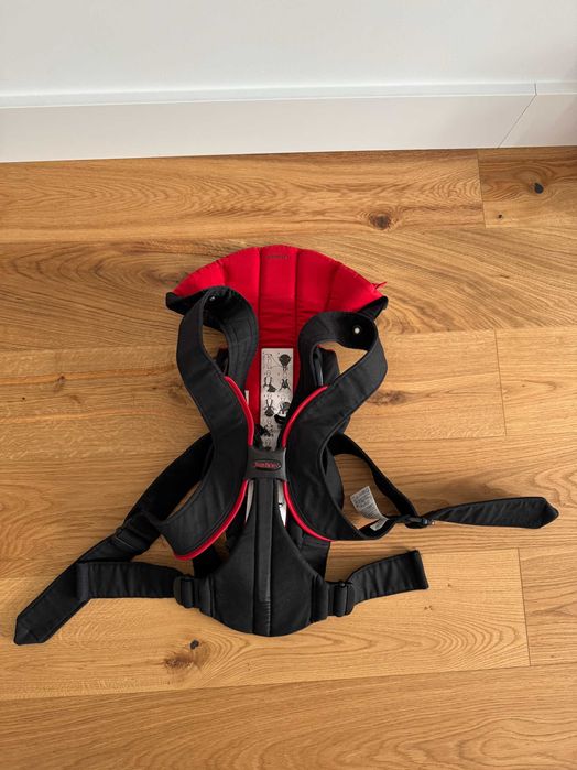 Dois marsúpios para bebé