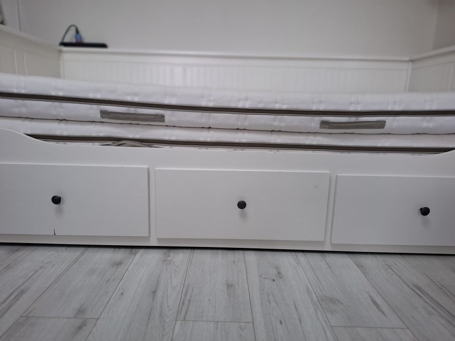 Łożko HEMNES IKEA rozkładane 160x200