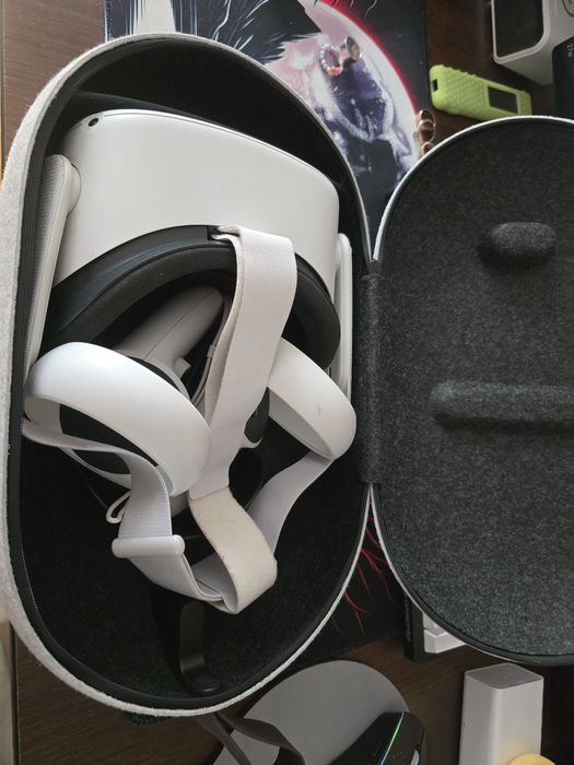 Окуляри віртуальної реальності Meta Oculus Quest 2 128ГБ