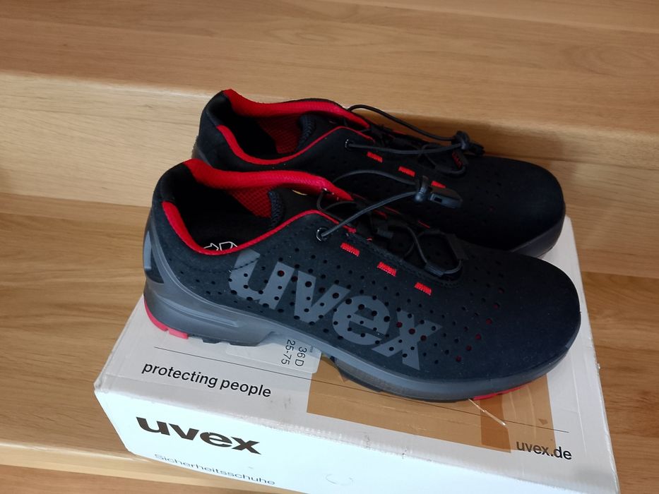 Buty robocze Uvex 44 43