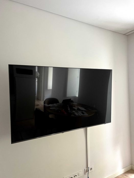 Samsung Smart TV QLED 55" 4K (2024) – Modelo TQ55Q60DAU – Como Nova