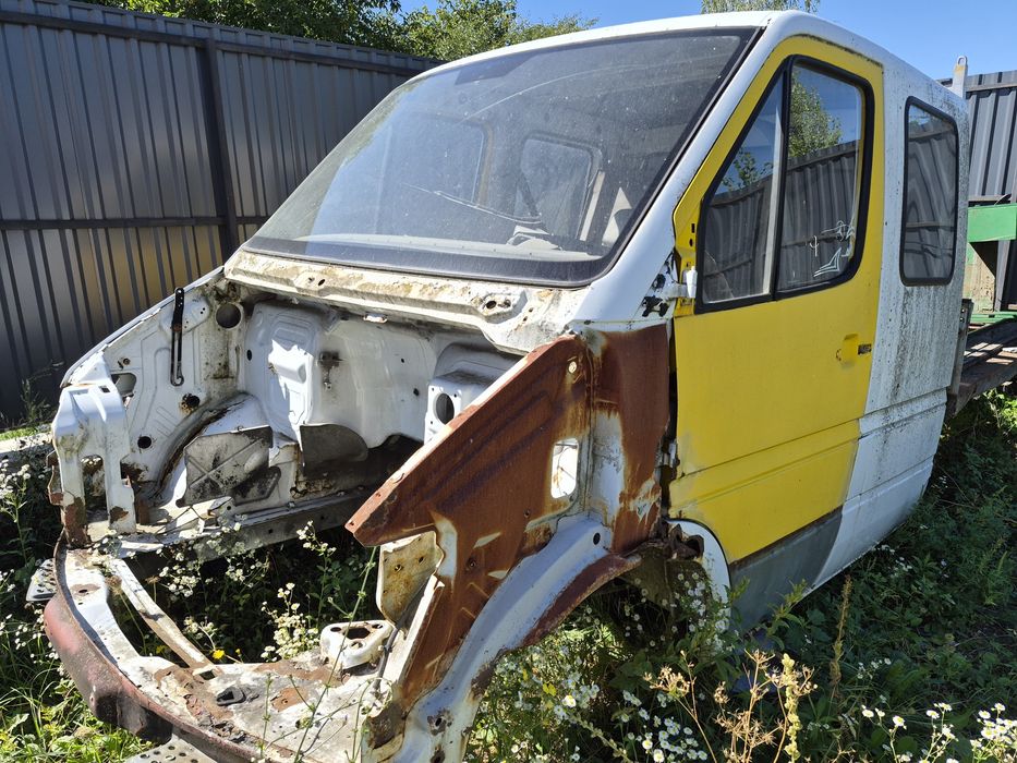 двері кузов спринтер 903