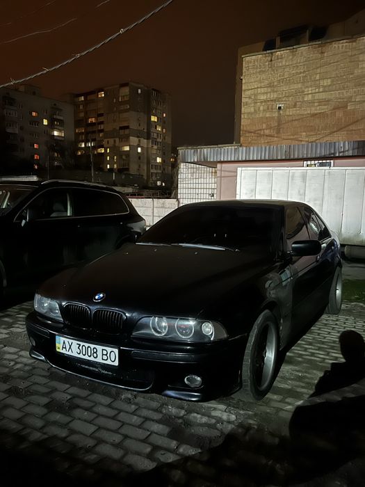 BMW e39 v8 2001 года