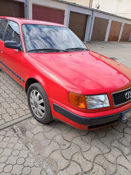 Audi 100