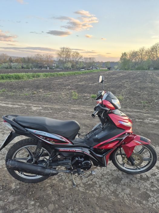 Продам мотоцикл forte 125( актів,напівавтомат)