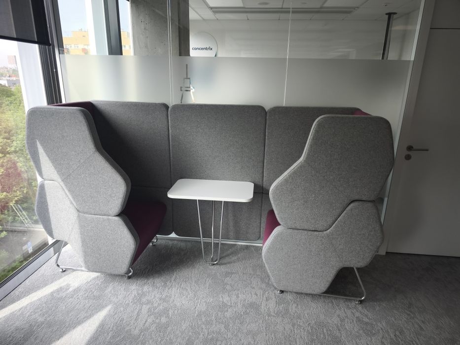 Zestaw mebli biurowych modułowych. Office soft seating