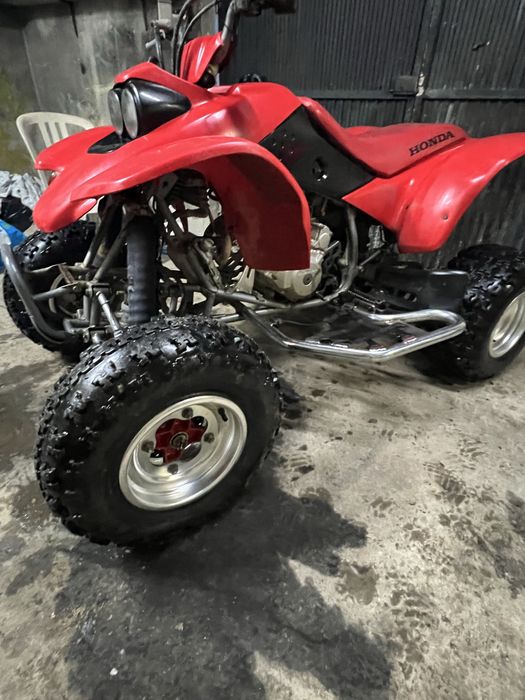 Honda Trx 400.