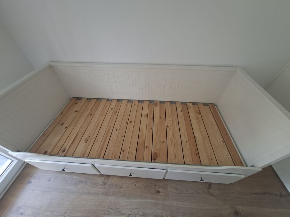 Cama  dupla Hemnes ikea