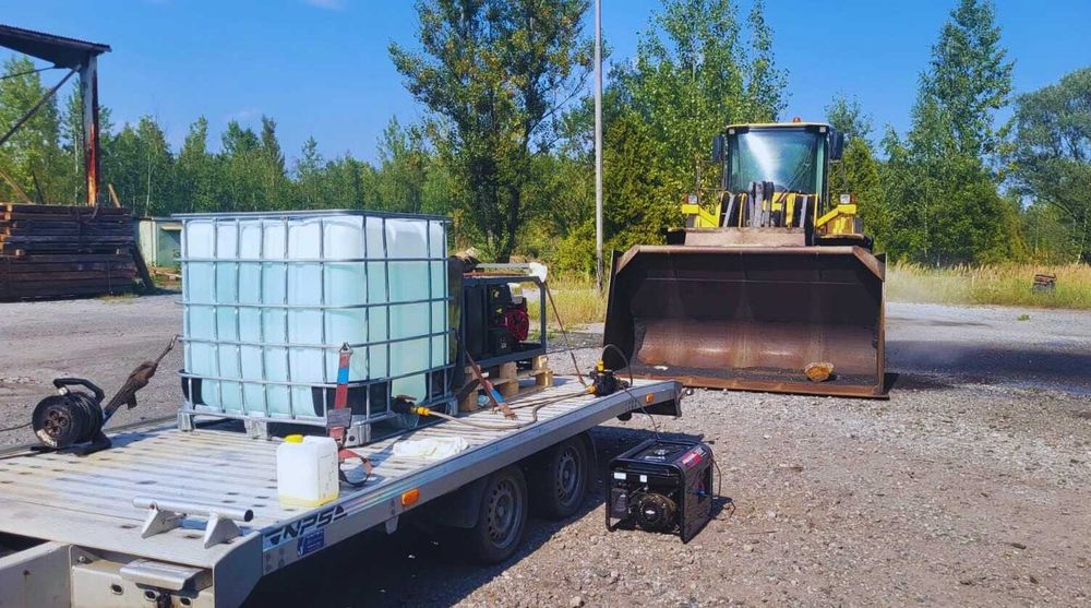 Naprawa łyżek/ Spawanie/ Wytaczanie/ Tulejowanie/ Lemiesz