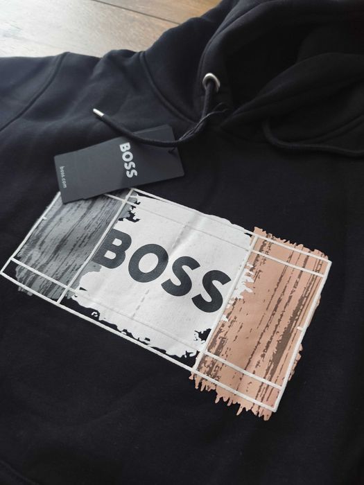 Nowa śliczna męska bluza M/L Hugo Boss kangurka kaptur ocieplana mis