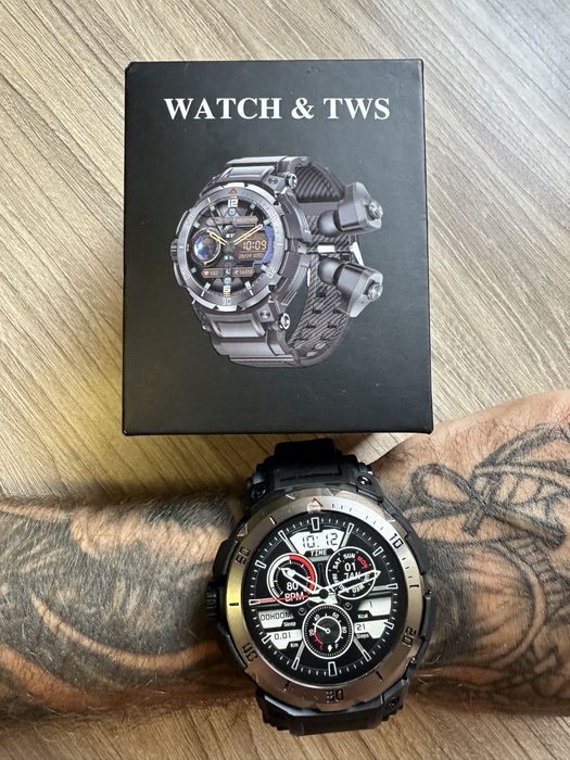 Rainbuvvy GT100 Pro Smart Watch TWS