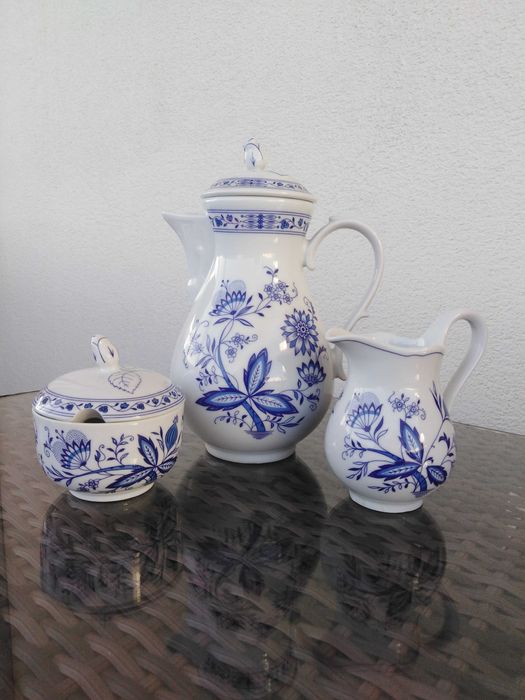 Mlecznik cukiernica dzbanek, trio, porcelana
