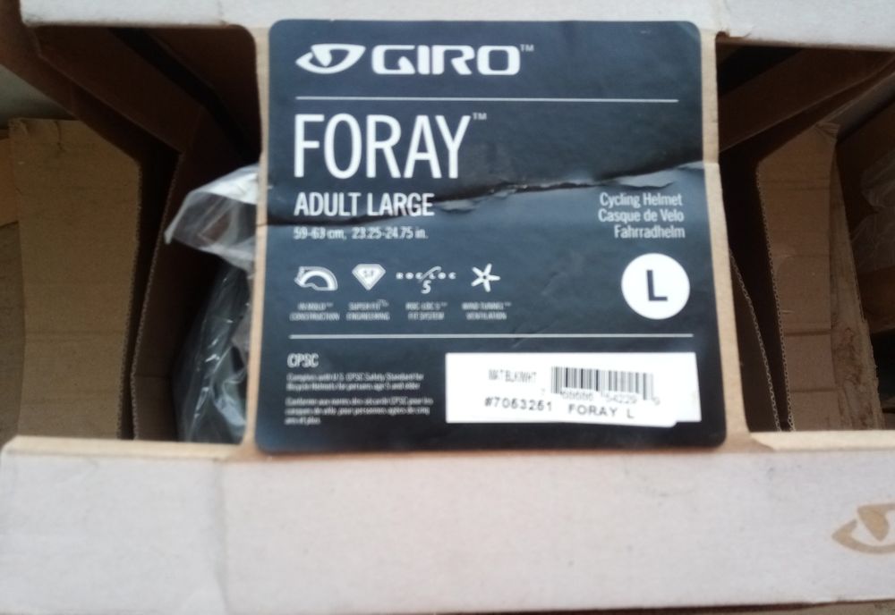 Велосипедный шлем Giro foray