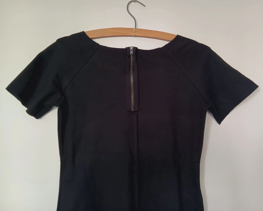 Zara Sukienka czarna rozm. M 70% wiskoza