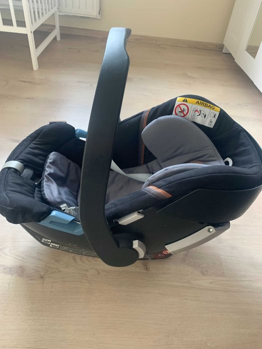Fotelik dziecięcy Cybex z bazą isofix