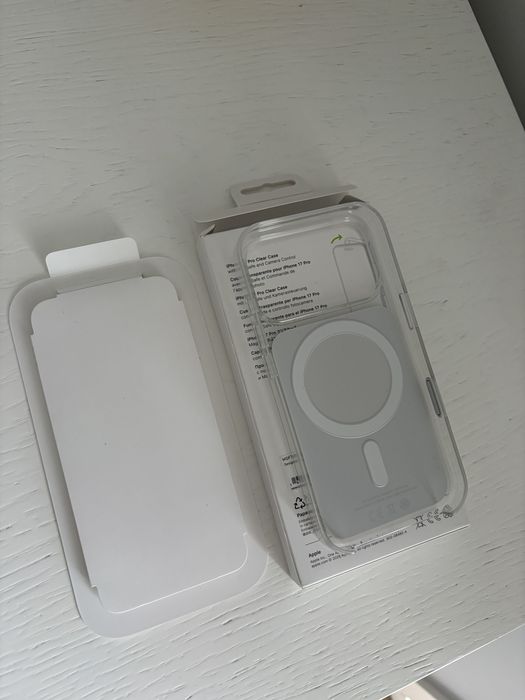 Apple case clear magsafe iphone 17 pro