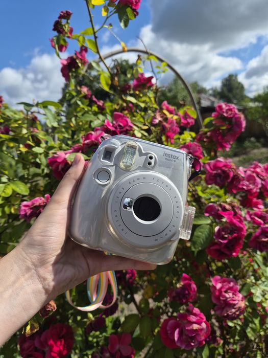 Оренда полароїд instax mini 9