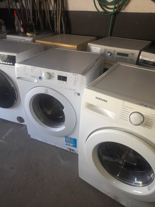 Vendo máquinas de lavar roupa se-mi novas a partir 80euros com garantia contacto 966 596 628