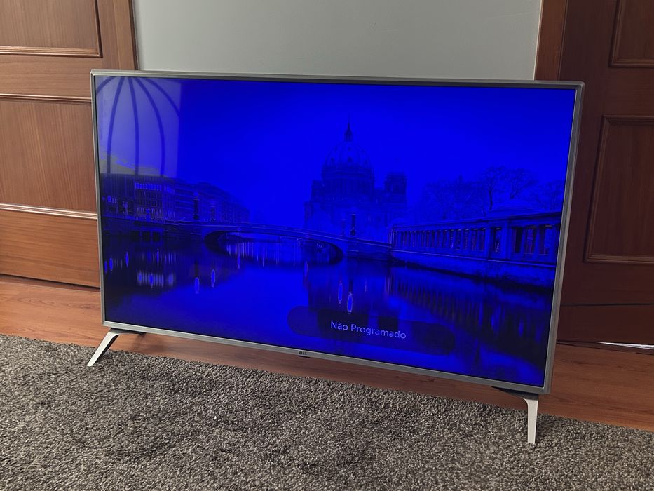 SmartTv LG  49 polegadas 4K (Ler Descrição)
