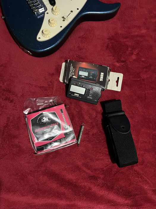 Pack Guitarra Elétrica + Amplificador + Acessórios (Ideal Iniciantes)