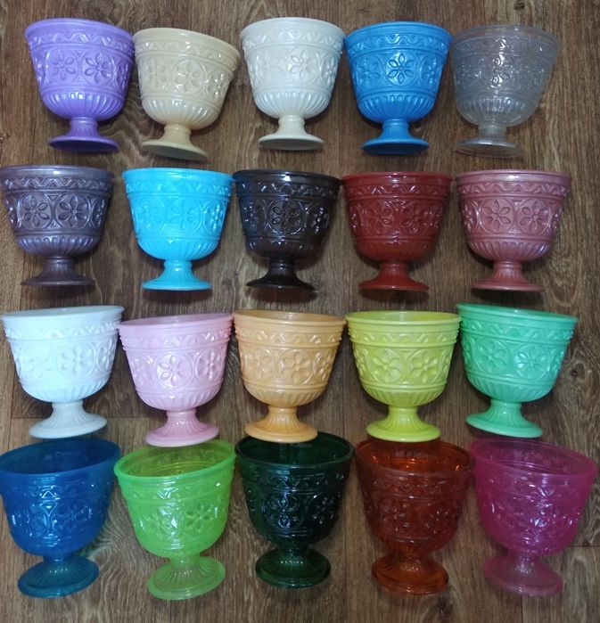 Стакани для розсади касети горшки пакети стаканчик 200 300  400 мл 1