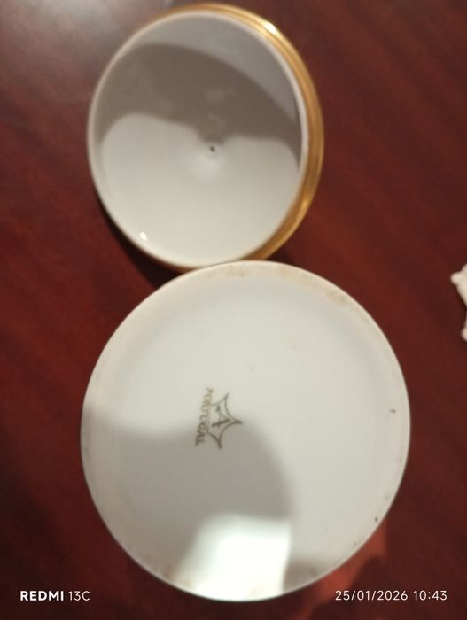 Pote porcelana Artibus