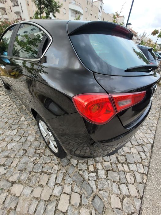 Alfa Romeo Giulietta 2011 1.6 JDTM