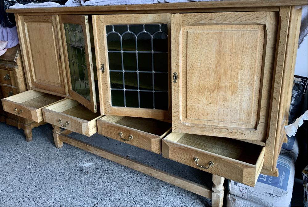 Okazja! Elegancka komoda dębowa – solidna i stylowa!