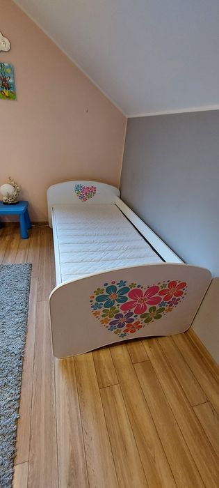 Łóżko dziecięce z szufladą materac 90x190 z barierką
