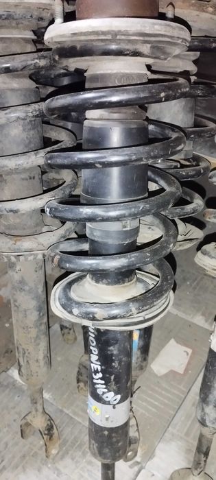 Передня стійка в зборі , пружина  Audi ,Passat B5 ,Skoda 1.9 tdi