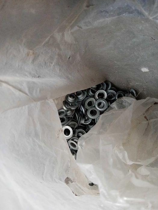 люверсы разного размера