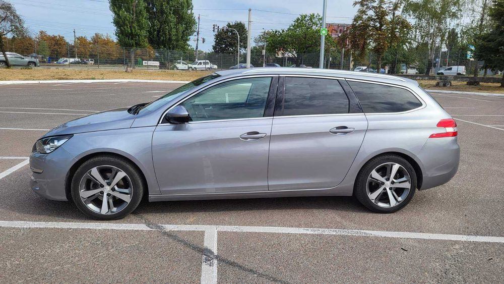 Peugeot 308 2015
