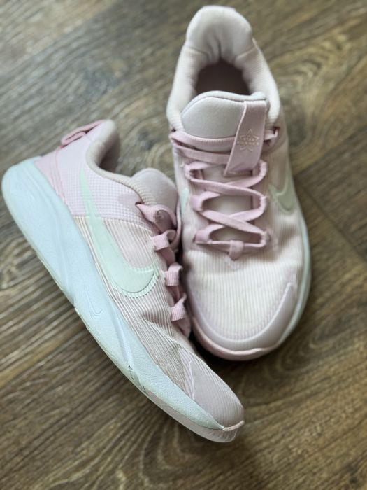 Кросівки Nike Star Runner 4 32-33 розмір 20,5 см