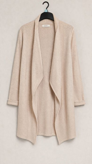 Długi sweter kardigan pudrowy róż beż gruby asymetryczny