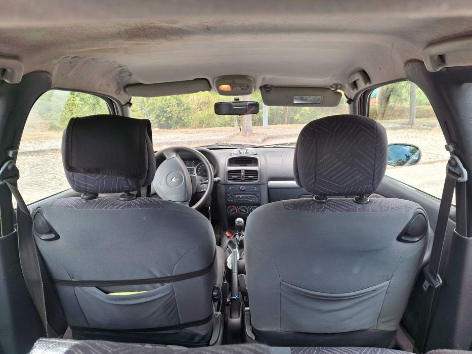 Carro a gasolina de 2001