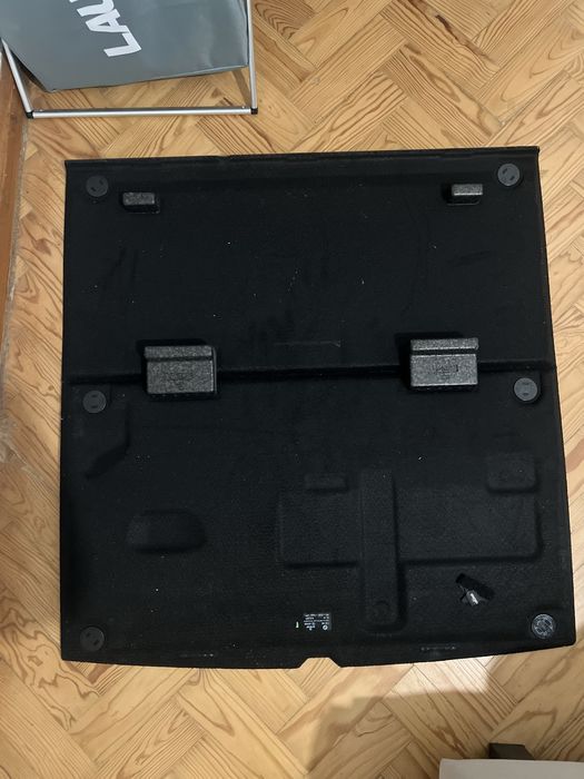 Cobertura inferior da mala BMW 1 (F20)   - , de 2011 a 2026