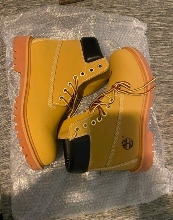 Botas timberland (varios tamanhos) trabalho com Entragas