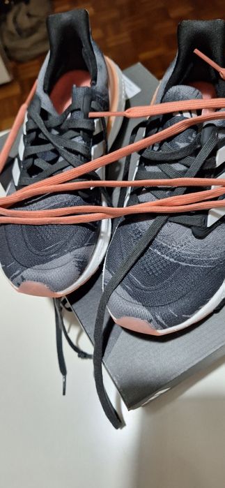 Sapatilhas adidas ultraboost light usadas uma vez