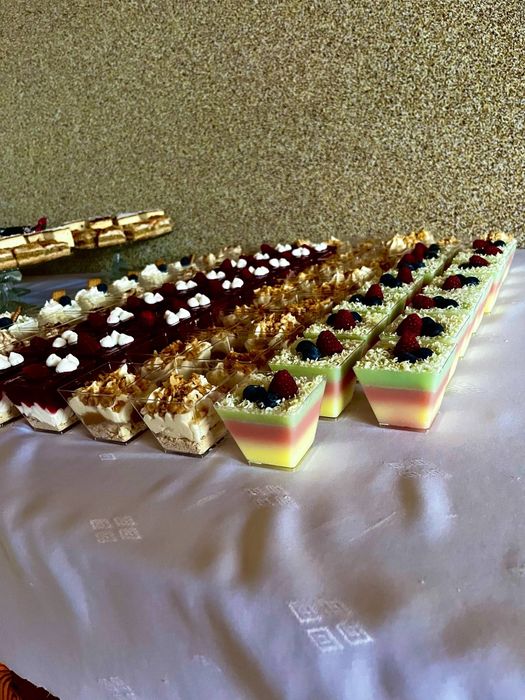 Catering, kucharka na przyjęcia z obsługą