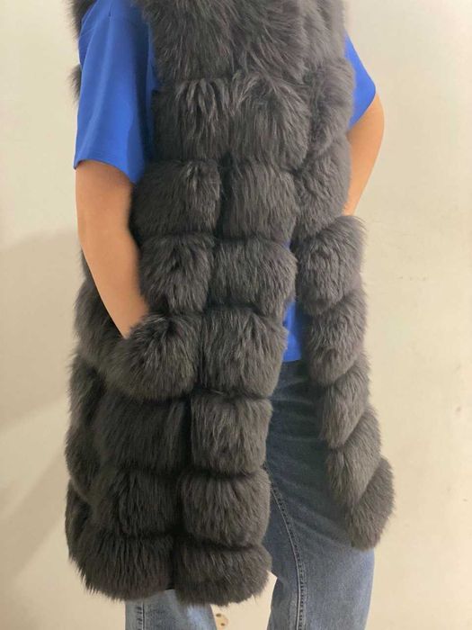 Хутряний жилет еко хутро сірий довга 90 см