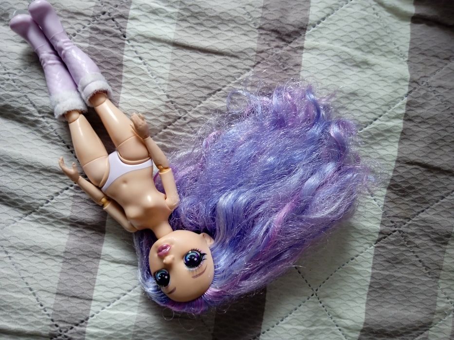 Кукла Rainbow High Виолетта Уиллоу (Violet Willow)