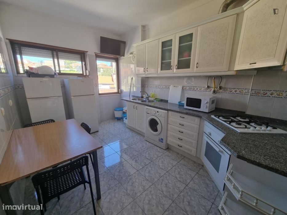 Quarto - localizado em Sintra Lisbon