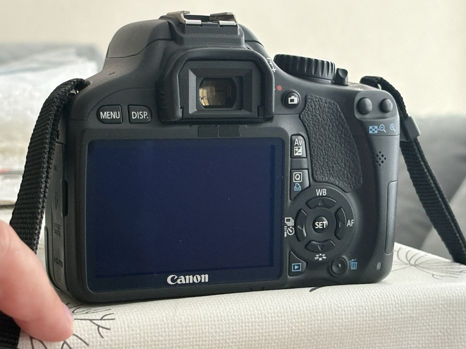Фотоапарат Canon eos 550